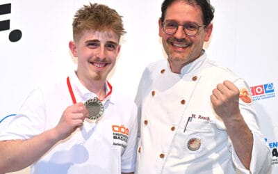 Hofbäckerei holt Gold: Unser Lehrling ist bester Bäckerlehrling OÖ 2025!