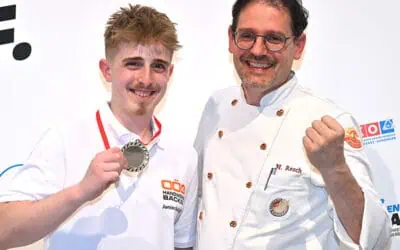 Hofbäckerei holt Gold: Unser Lehrling ist bester Bäckerlehrling OÖ 2025!